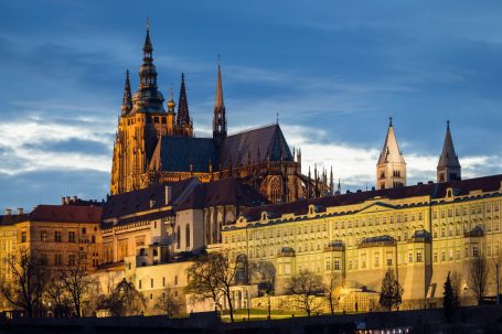 Türme vom Veitsdom in Prag