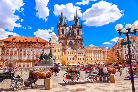 Pferdekutschen in der Prager Altstadt