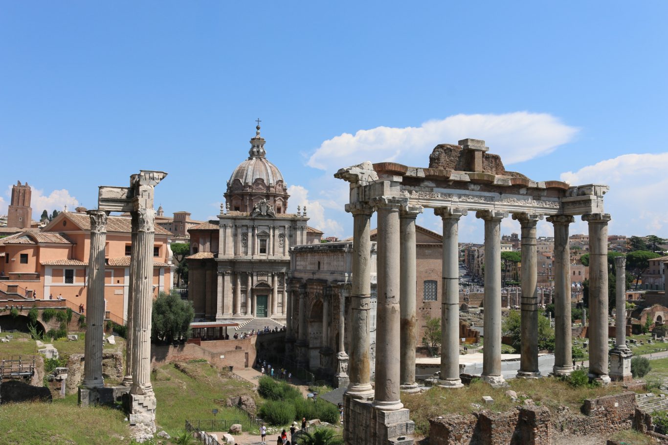 Forum Romanum im antiken Rom Säulentempel im Forum Romanum