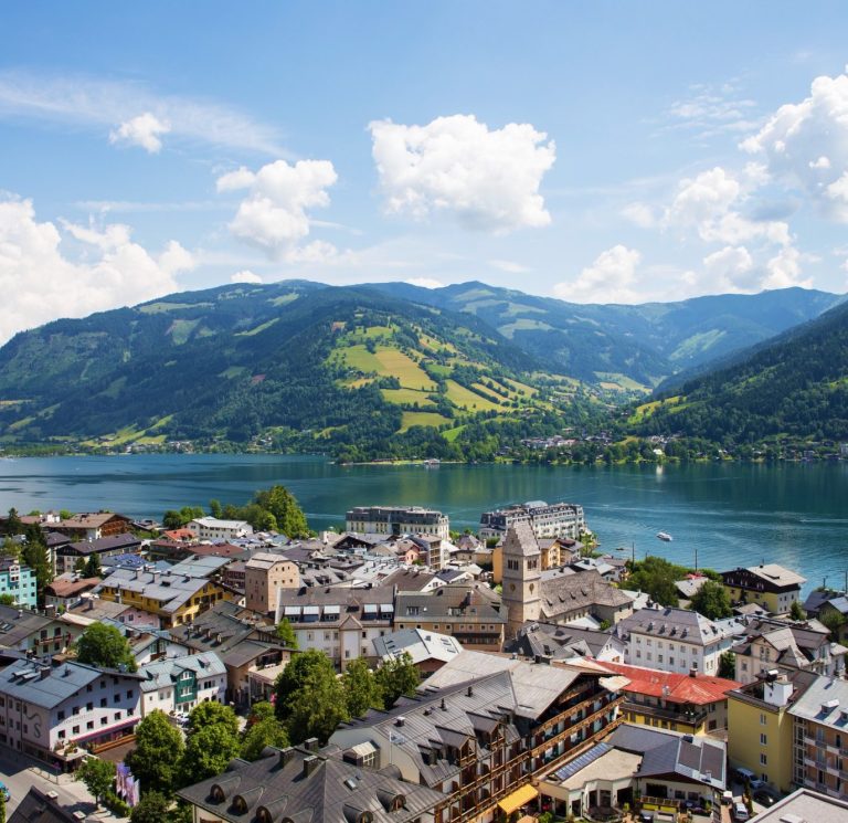Blick auf Zeller See mit Altstadt