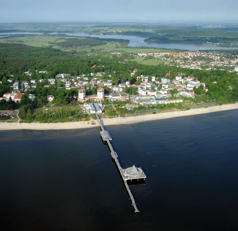 Heringsdorfer Seebrücke und Hotels