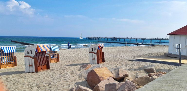 Strandkörbe am Strand in Kühlungsborn